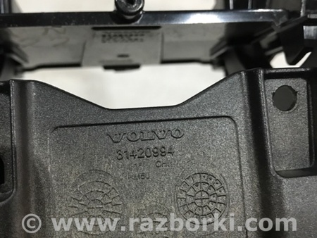 ФОТО Кронштейн для Volvo XC90 II SPA (2015-) Київ