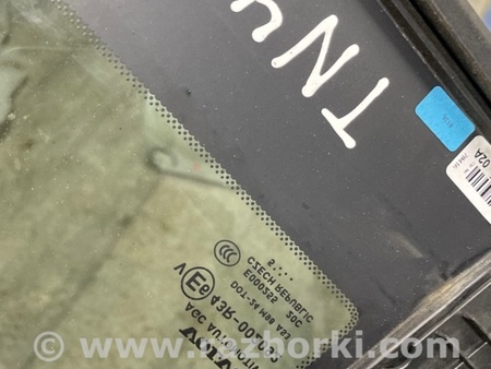 ФОТО Стекло глухое для Volvo XC90 II SPA (2015-) Київ