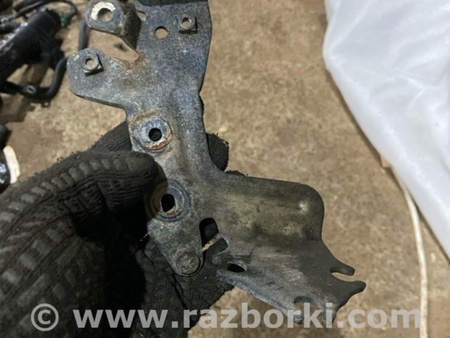 ФОТО Кронштейн для Volvo XC90 II SPA (2015-) Київ