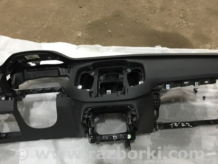 ФОТО Торпедо для Volvo XC90 II SPA (2015-) Київ