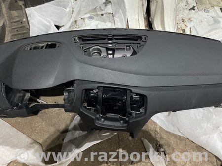 ФОТО Торпедо для Volvo XC90 II SPA (2015-) Київ