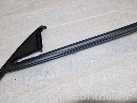 ФОТО Уплотнительная резинка боковой двери для Volvo XC90 II SPA (2015-) Київ