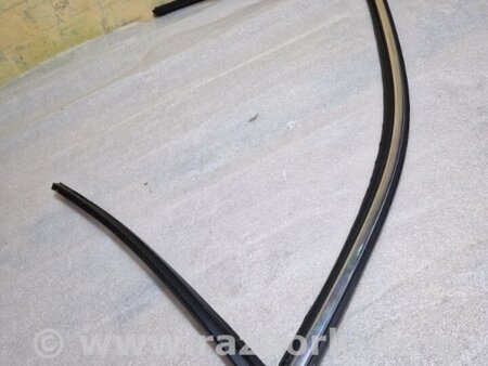 ФОТО Уплотнительная резинка боковой двери для Volvo XC90 II SPA (2015-) Київ