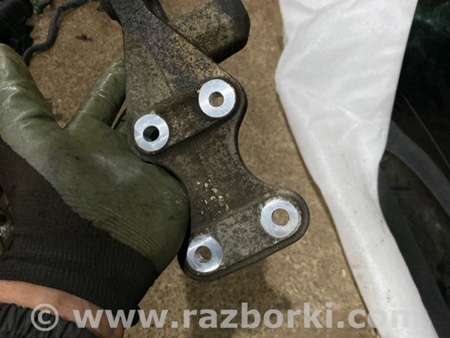 ФОТО Кронштейн для Volvo XC90 II SPA (2015-) Київ