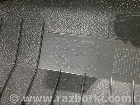 ФОТО Пластик для Volvo XC90 II SPA (2015-) Київ