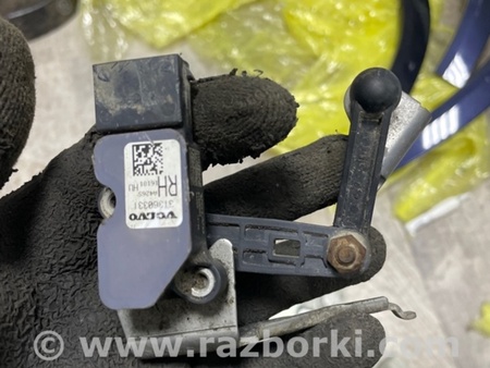 ФОТО Датчик высоты дорожного просвета для Volvo XC90 II SPA (2015-) Київ