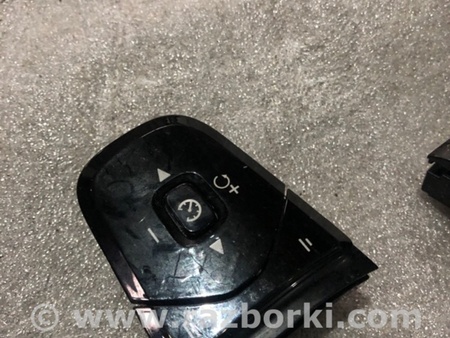 ФОТО Кнопки на руль для Volvo XC90 II SPA (2015-) Київ