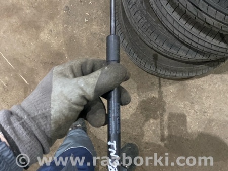 ФОТО Амортизатор капота для Volvo XC90 II SPA (2015-) Київ