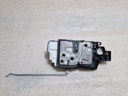 ФОТО Замок боковой двери для Volvo XC90 II SPA (2015-) Київ