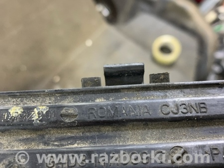 ФОТО Пластик для Jaguar XE X760 (15-24) Київ