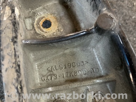 ФОТО Крепление усилителя бампера переднее левое для Jaguar XE X760 (15-24) Київ