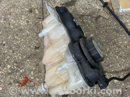 ФОТО Расширительный бачок для Jaguar XE X760 (15-24) Київ