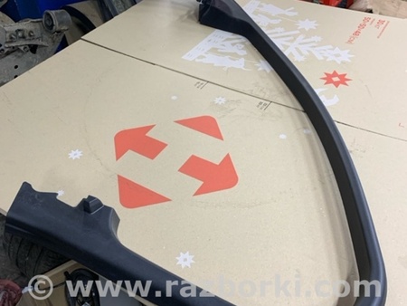 ФОТО Накладка на дверь передняя правая для Jaguar XE X760 (15-24) Київ