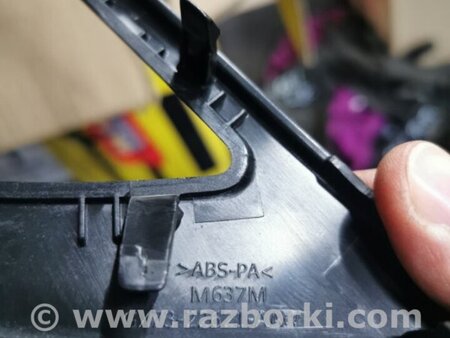 ФОТО Накладка в салоне задняя левая для Jaguar XE X760 (15-24) Київ