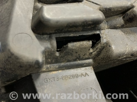 ФОТО Накладка на бампер передняя правая для Jaguar XE X760 (15-24) Київ