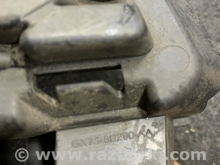 ФОТО Накладка на бампер передняя левая для Jaguar XE X760 (15-24) Київ