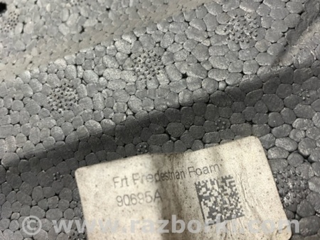 ФОТО Наполнитель бампера передний для Jaguar XE X760 (15-24) Київ