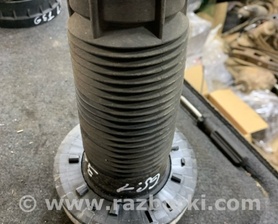 Опора пружины передняя левая Jaguar XE X760 (15-24)