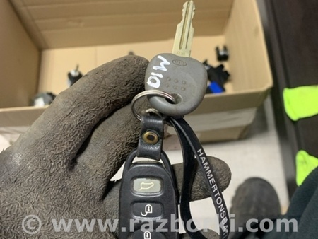 ФОТО Ключ для KIA Sorento 1 BL (02-09) Київ