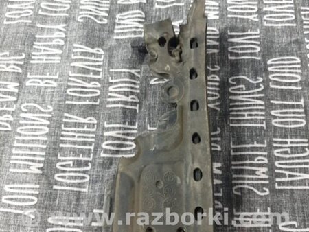 ФОТО Уплотнитель для BMW 5 F10 (10-17) Київ