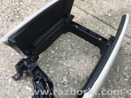 ФОТО Подлокотник для BMW 5 F10 (10-17) Київ