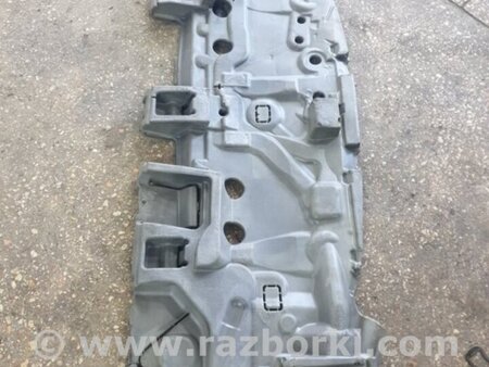 ФОТО Уплотнитель для BMW 5 F10 (10-17) Київ