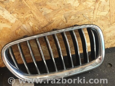ФОТО Решетка радиатора передняя правая для BMW 5 F10 (10-17) Київ