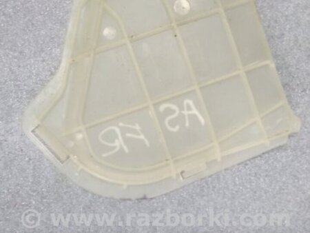 ФОТО Заглушка передняя правая для Subaru Forester SG S11 (02-08) Київ