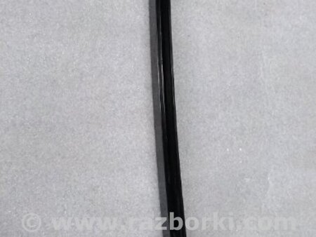 ФОТО Направляющая стекла передняя правая для Subaru Forester SG S11 (02-08) Київ