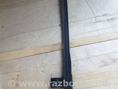 ФОТО Направляющая стекла передняя левая для Subaru Forester SG S11 (02-08) Київ