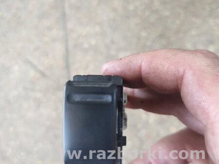 ФОТО Кнопка стеклоподъемника передняя правая для Subaru Forester SG S11 (02-08) Київ