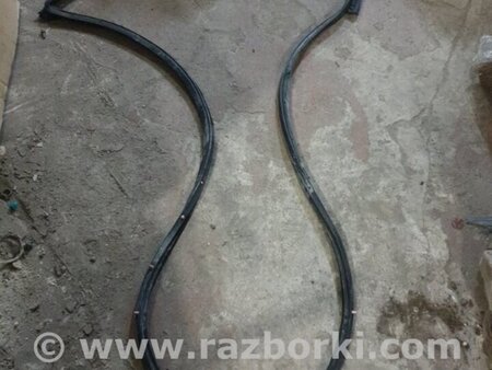 ФОТО Уплотнительная резинка передняя левая для Subaru Forester SH S12 (08-12) Київ