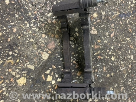 ФОТО Скоба суппорта передняя правая для Subaru Forester SJ S13 (12-18) Київ