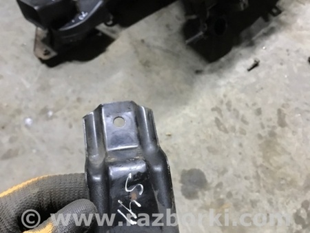 ФОТО Крепление радиатора правое для Subaru Tribeca B9 (05-08) Київ