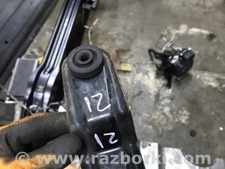 ФОТО Крепление радиатора для Subaru Tribeca B9 (05-08) Київ