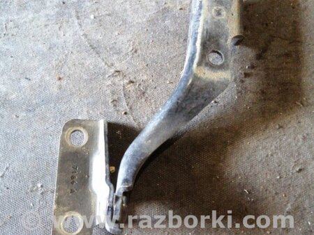 ФОТО Петли капота для Subaru Tribeca B9 (05-08) Київ