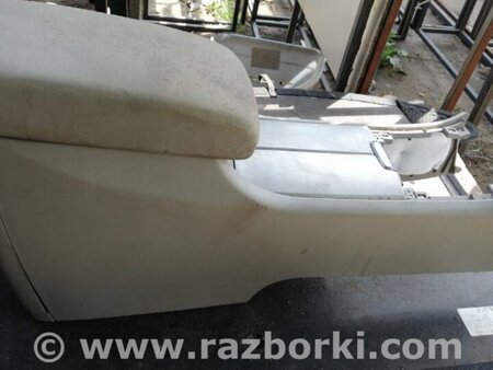 ФОТО Консоль между сидений для Subaru Tribeca B9 (05-08) Київ