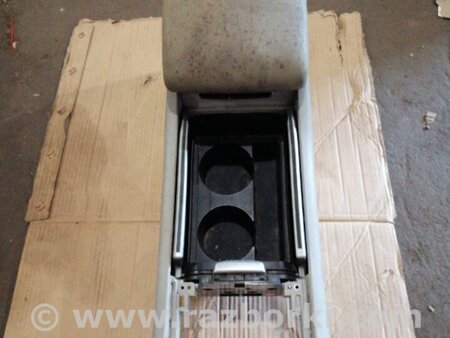 ФОТО Консоль между сидений для Subaru Tribeca B9 (05-08) Київ