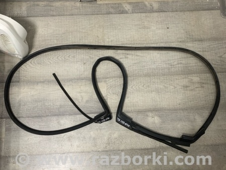 ФОТО Уплотнительная резинка задняя левая для Subaru Outback V BS (14-21) Київ