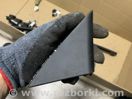 ФОТО Накладка на дверь передняя правая для Subaru Outback V BS (14-21) Київ