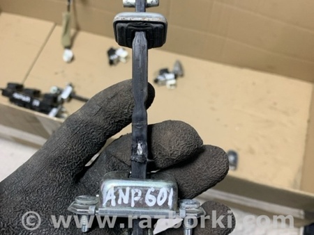 ФОТО Ограничитель двери передний левый для Subaru Outback V BS (14-21) Київ