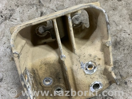 ФОТО Кронштейн правый для Subaru Outback IV BM/BR (09-14) Київ