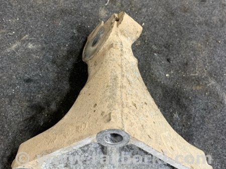 ФОТО Кронштейн правый для Subaru Outback IV BM/BR (09-14) Київ