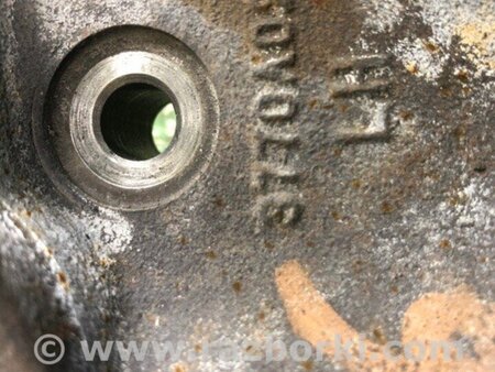 ФОТО Цапфа для Mitsubishi Galant Київ