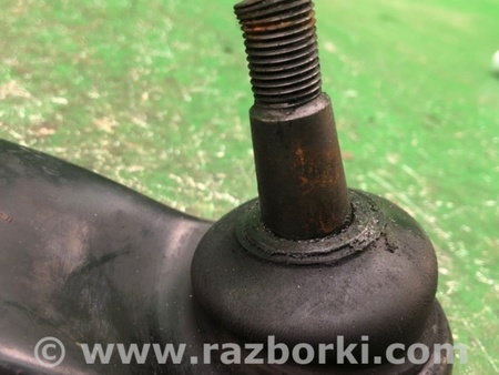 ФОТО Важіль передньої підвіски нижній для Mitsubishi Galant Київ