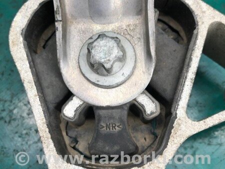 ФОТО Подушка двигуна для Infiniti QX30 (15-19) Київ