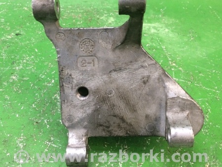 ФОТО кронштейн опори двигуна для Nissan NV200 USA (2013-) Київ