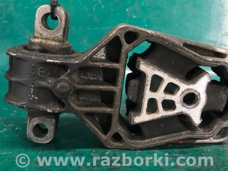 ФОТО Подушка двигуна нижня для Infiniti QX30 (15-19) Київ