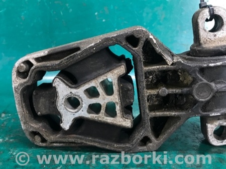 ФОТО Подушка двигуна нижня для Infiniti QX30 (15-19) Київ