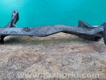 ФОТО Кронштейн двигуна для Honda Civic 7 EU, EN, ES (09.2000 - 06.2006) Київ